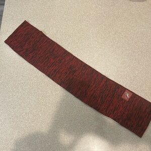 coyotes infinity scarf.